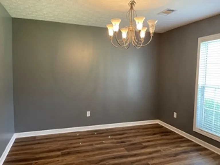 2705 Cunningham Ct — Photo 14
