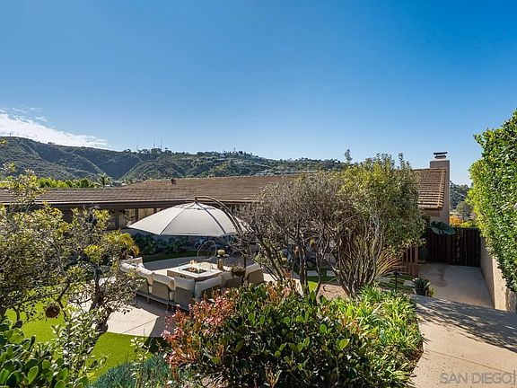 4th image of 7846 Esterel Dr
