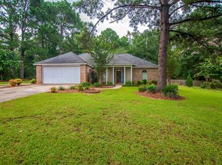 10 Cedar Ln, Hattiesburg, MS 39402