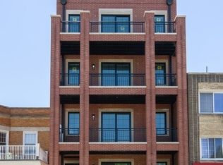 2521 W Montrose Ave #4, Chicago, IL 60618