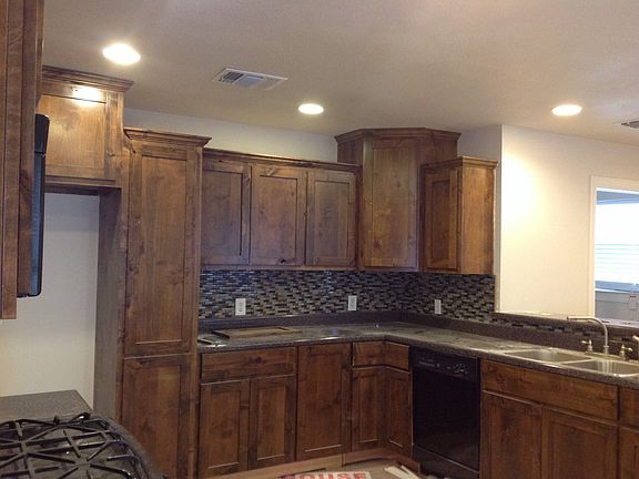 2nd image of 2915 Tillie Dr