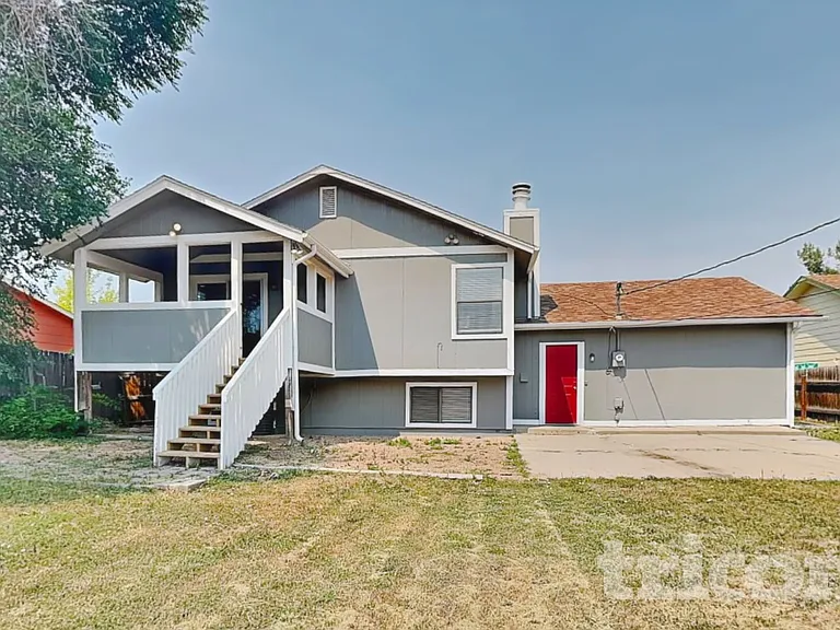 1164 Lewiston St — Photo 16