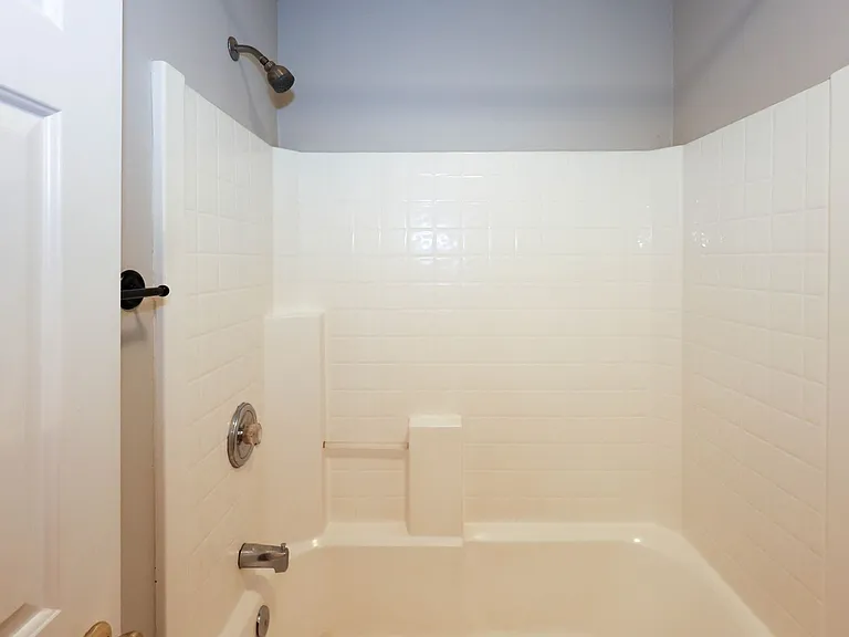 2895 Haynes Club Cir SW — Photo 28