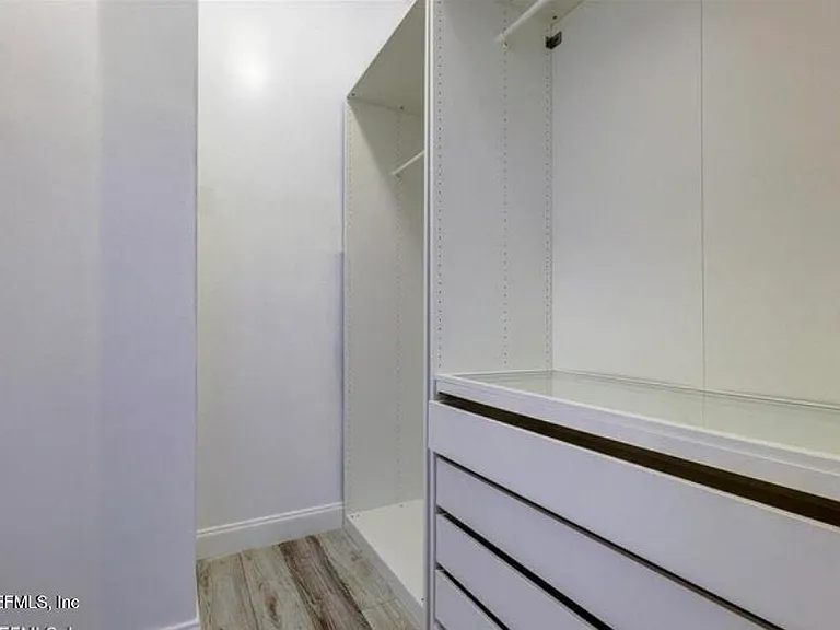 159 Senegal Dr — Photo 6