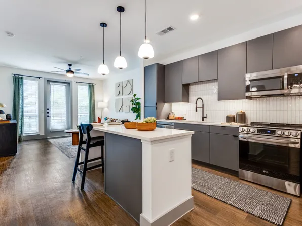 Tapestry at the Realm