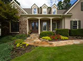 604 Embassy Ct, Peachtree City, GA 30269