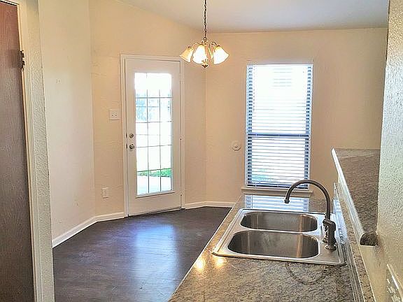 2nd image of 234 Teakwood Ln