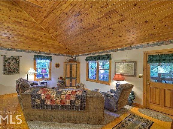 5th image of 574 Turkey Creek Dr