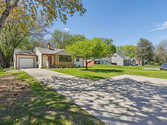 2nd image of 4107 White Bear Ave