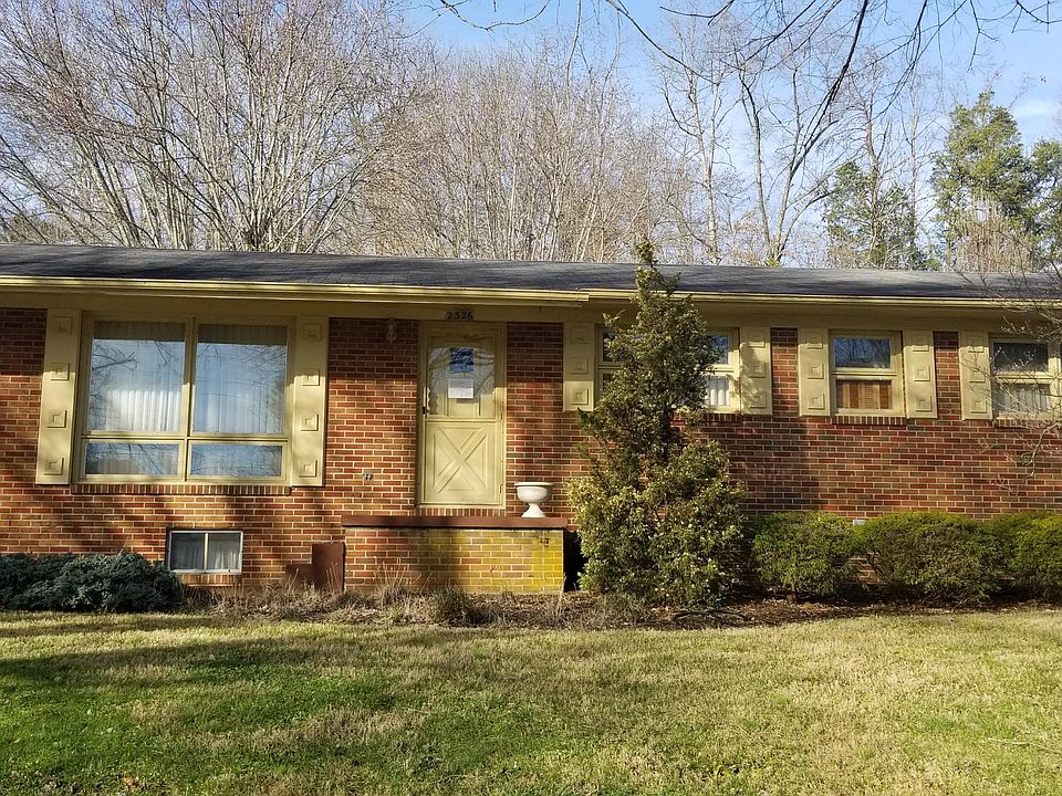 1st image of 2326 W Brook Ln