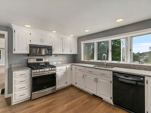 5th image of 19 Claremont Ave