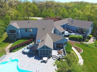 112 Ravine Ln, North Barrington, IL 60010