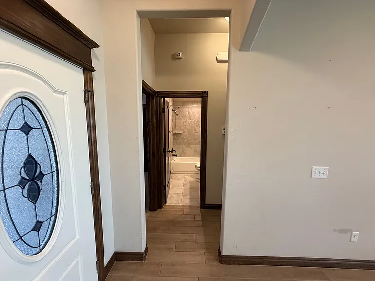 215 Tuscany Cir — Photo 7