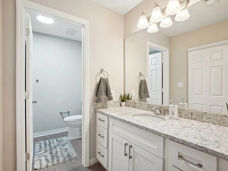 Stonebrook Apartments
