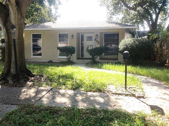 4th image of 834 SW Blvd N