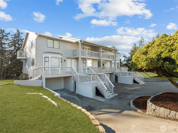 12214 105th Avenue Ct E, Puyallup, WA 98374