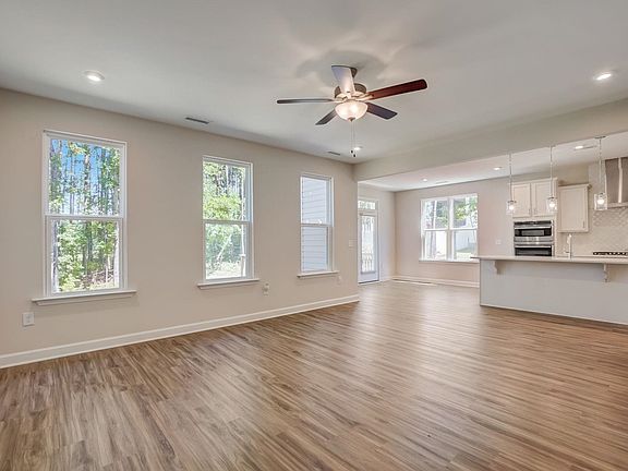 2nd image of 438 Badger Pass Dr