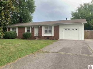 1305 Kirkwood Dr, Murray, KY 42071