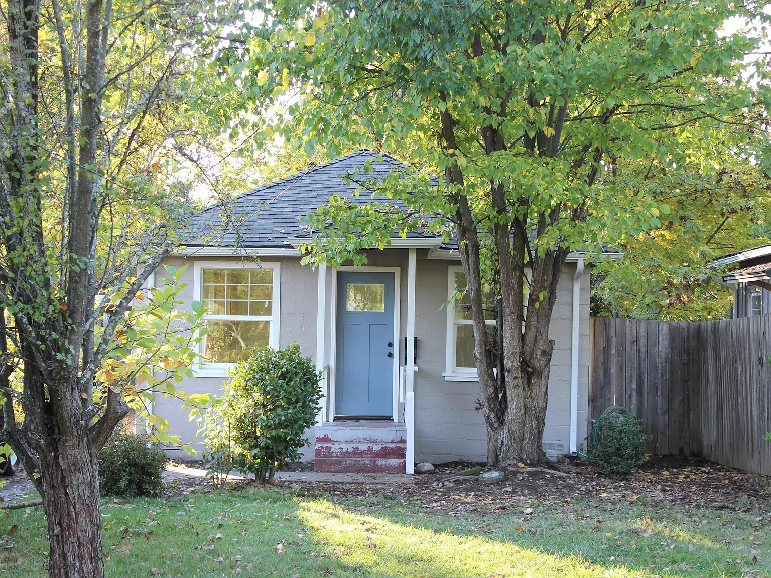 NW Conklin Ave, Grants Pass — Photo 1