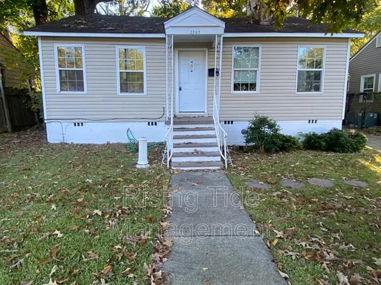 7237 Queenstown Ave — Photo 1