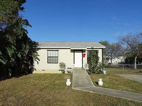 2nd image of 1724 Highland Ave