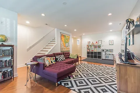 1541 N Artesian Ave #1 — Photo 5