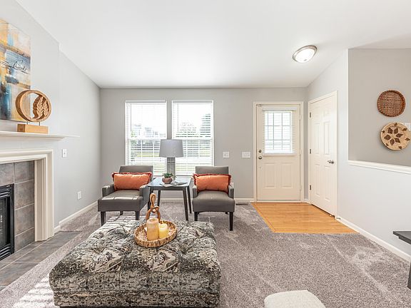 5th image of 7562 Berwick Dr