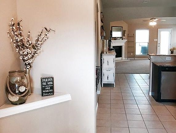 3rd image of 1128 Crest Meadow Dr