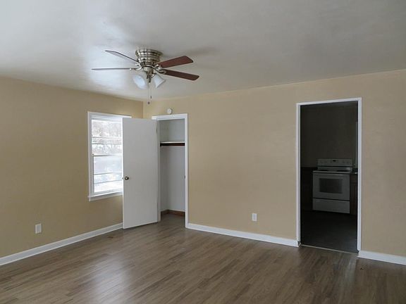 2nd image of 2319 Switzer Ave