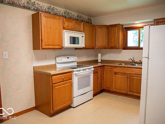 5th image of 6780 E Pleasant Run Parkway Dr N
