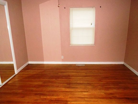 4th image of 2120 S Green Rock Ln