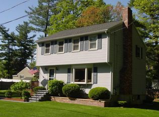 23 Palm Dr, Tewksbury, MA 01876