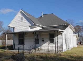1010 Spence St, Carterville, IL 62918