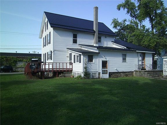 4th image of 8424 East Ave