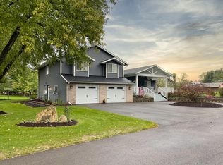 12134 Old River Rd, Rockton, IL 61072