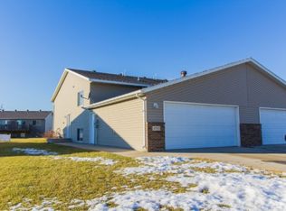 4783 52nd St S, Fargo, ND 58104