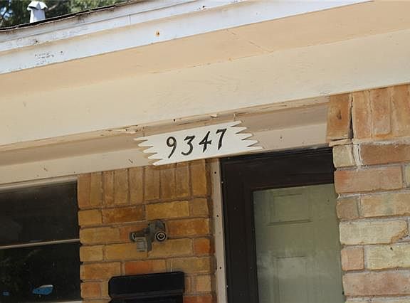 3rd image of 9347 Jennie Lee Ln