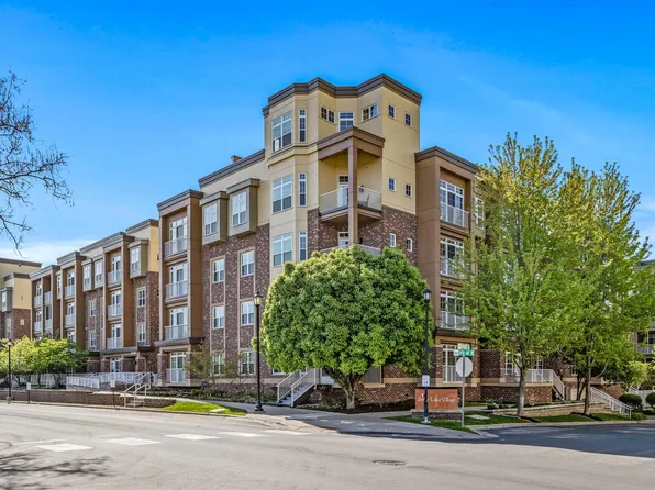 2405 39th Ave NE Unit 205, Saint Anthony, MN 55421