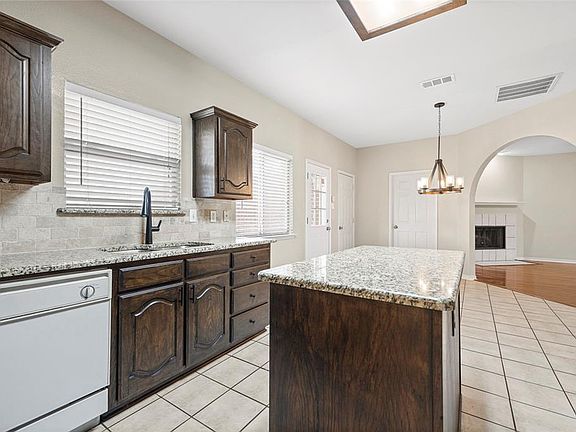 3rd image of 5400 Vineyard Ln