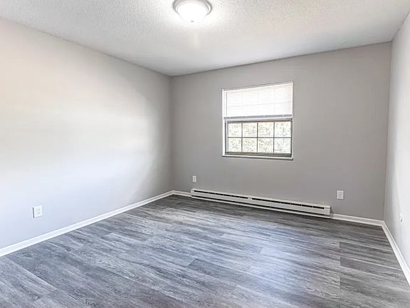 4th image of 3401 W Alexis Rd #2