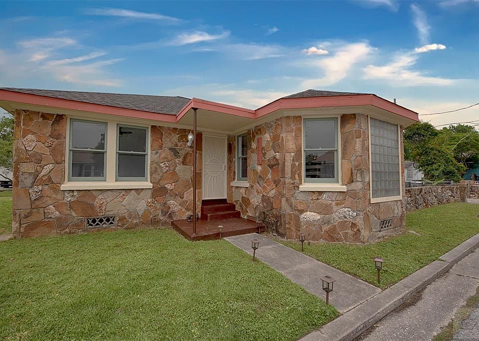 1st image of 4818 Fannin Dr