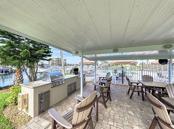 5th image of 1621 Gulf Blvd APT 508