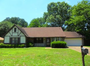 315 Red Oak Dr, Jackson, MS 39212