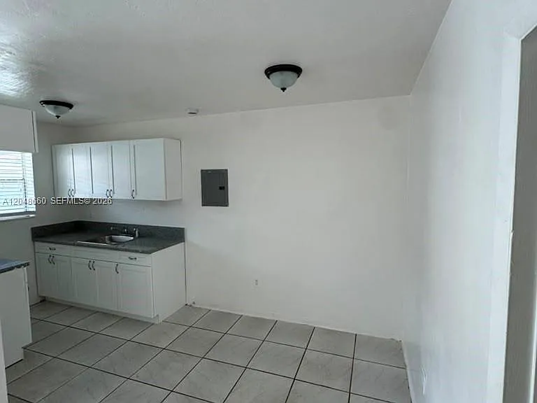 16001 NE 18th Pl #3 — Photo 7