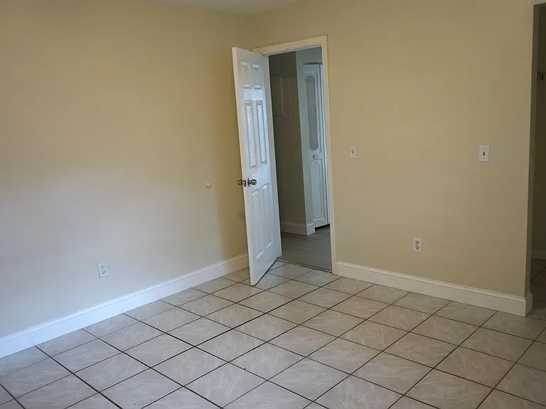 1957 Liberty St #1 — Photo 15