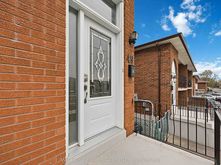 49 Sentinel Rd #A — Photo 3