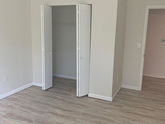 5th image of 170 N Oraton Pkwy APT 310