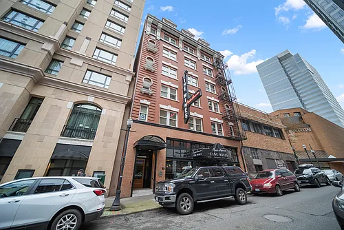 620 SW Park Ave #31 Photo 1