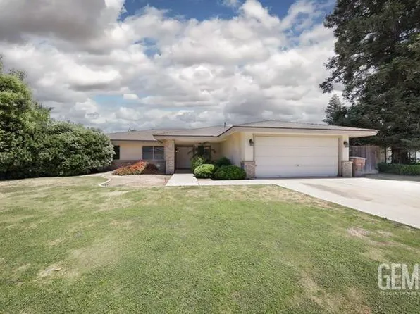 3604 Woodstead St, Bakersfield, CA 93311