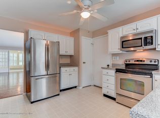 567B Mayfair Rd, Manchester, NJ 08759